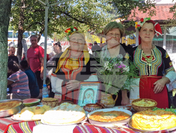 Село Пещера - фолклорен събор и кулинарна изложба