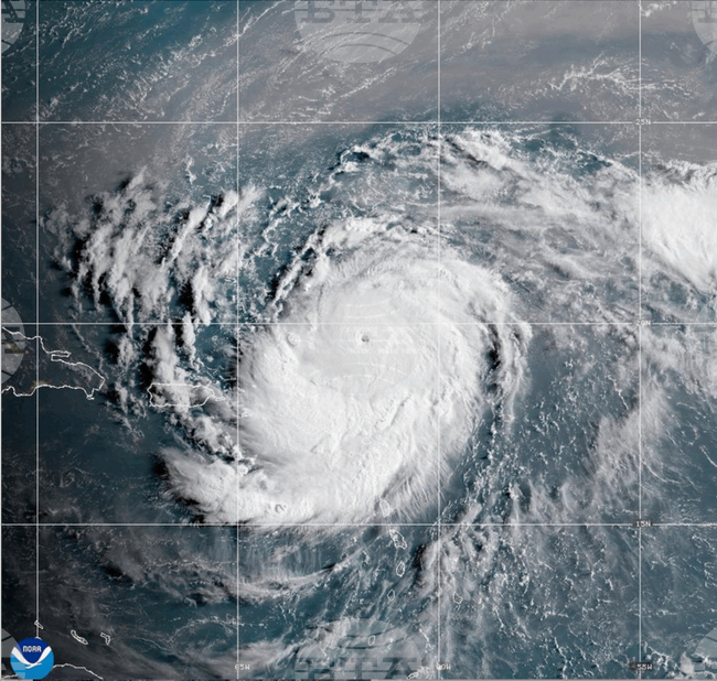 Ураганът "Ерин" се засили до най-високата, пета категория