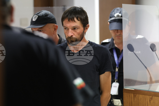 Съдът остави за постоянно в ареста мъжа, който подаде неверен сигнал за взривоопасно устройство на Летище „Васил Левски“ 