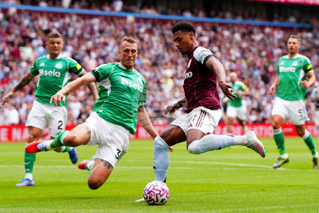 Астън Вила и Нюкасъл не успяха да си отбележат гол