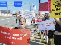Air Canada Flight Attendants
