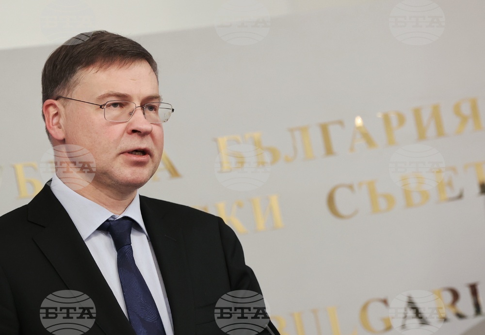 Министерски съвет - Гълъб Донев - Валдис Домбровскис - брифинг