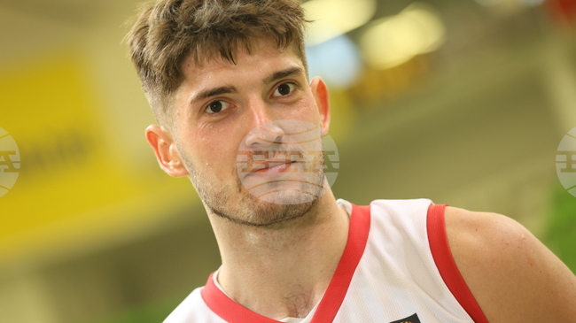 Баскетболният национал Константин Костадинов напусна испанския Тенерифе