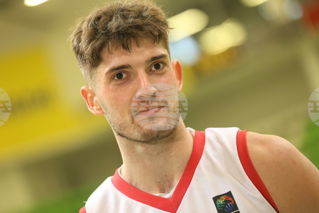 Константин Костадинов и Тенерифе постигнаха втора поредна победа в баскетболната Шампионска лига