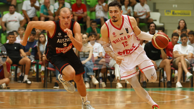 Националът Борислав Младенов с Виена Баскет загубиха при гостуването си на Будучност в Адриатическата лига