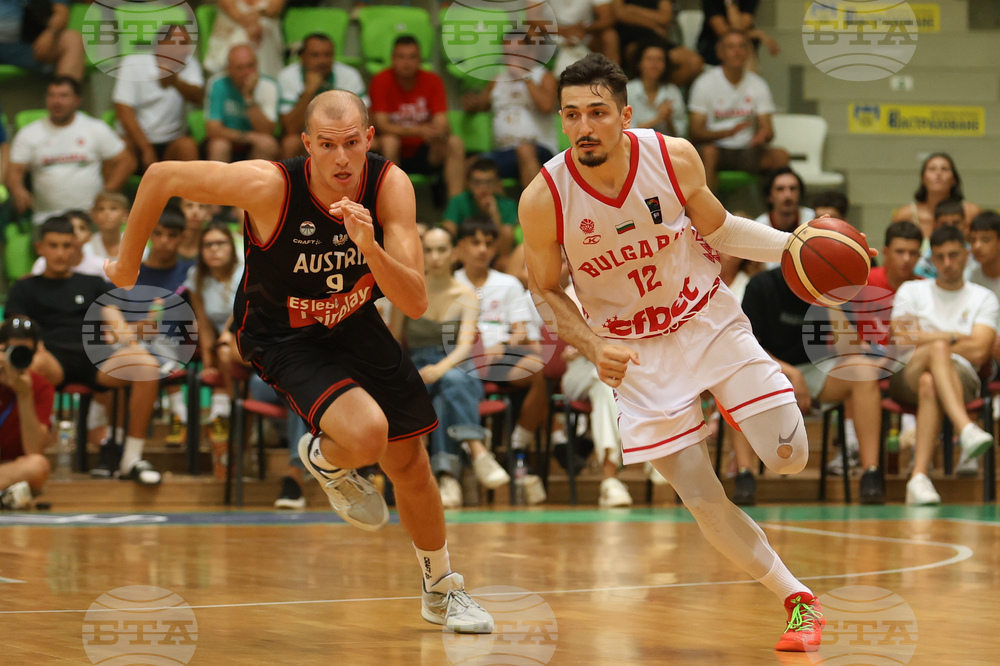 Националът Борислав Младенов с Виена Баскет загубиха при гостуването си на Будучност в Адриатическата лига