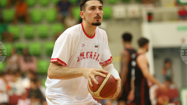 Националът Борислав Младенов беше най-резултатен при нова победа на Виена Баскет в австрийското първенство