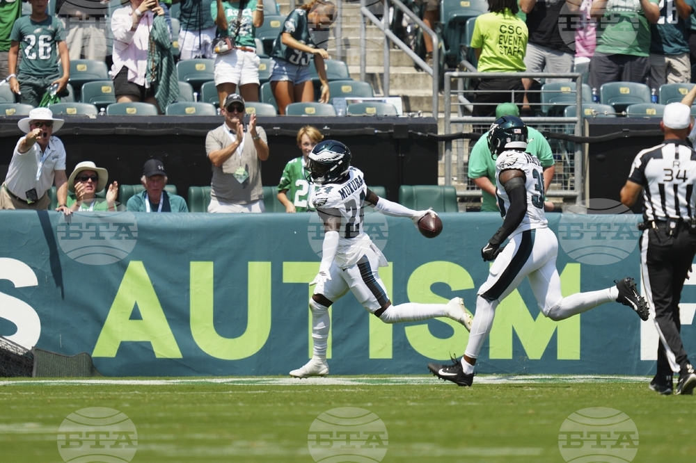 Browns Eagles Football