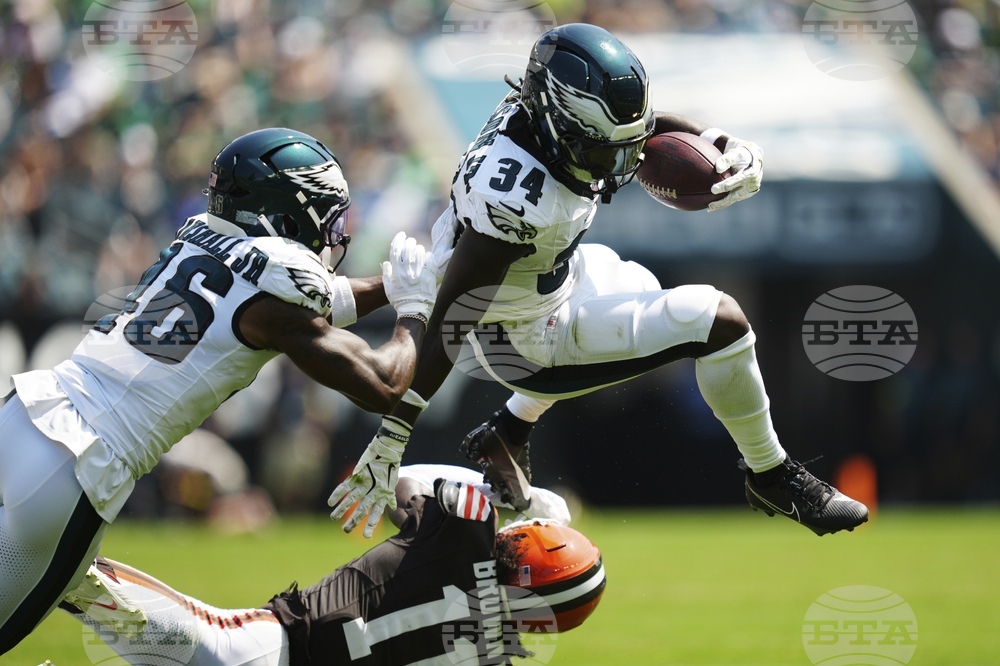 APTOPIX Browns Eagles Football