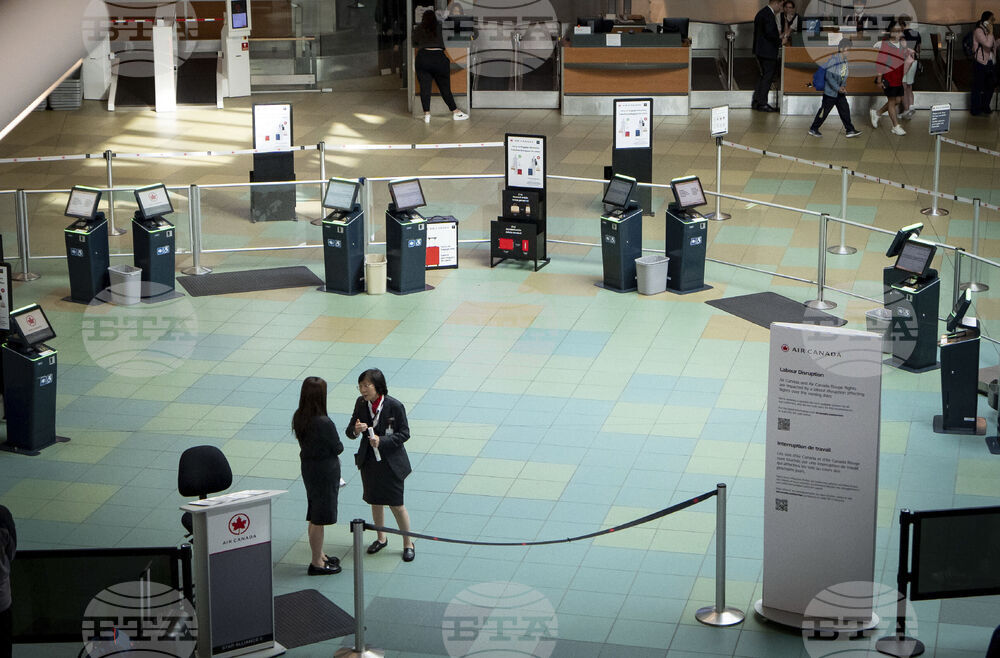 Air Canada Flight Attendants