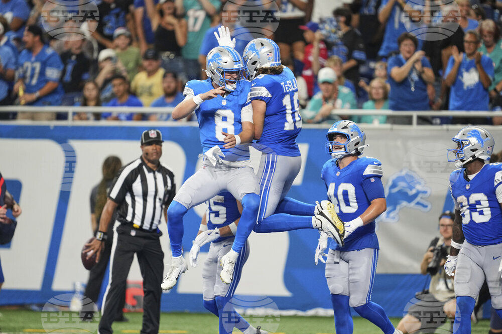 Dolphins Lions Football
