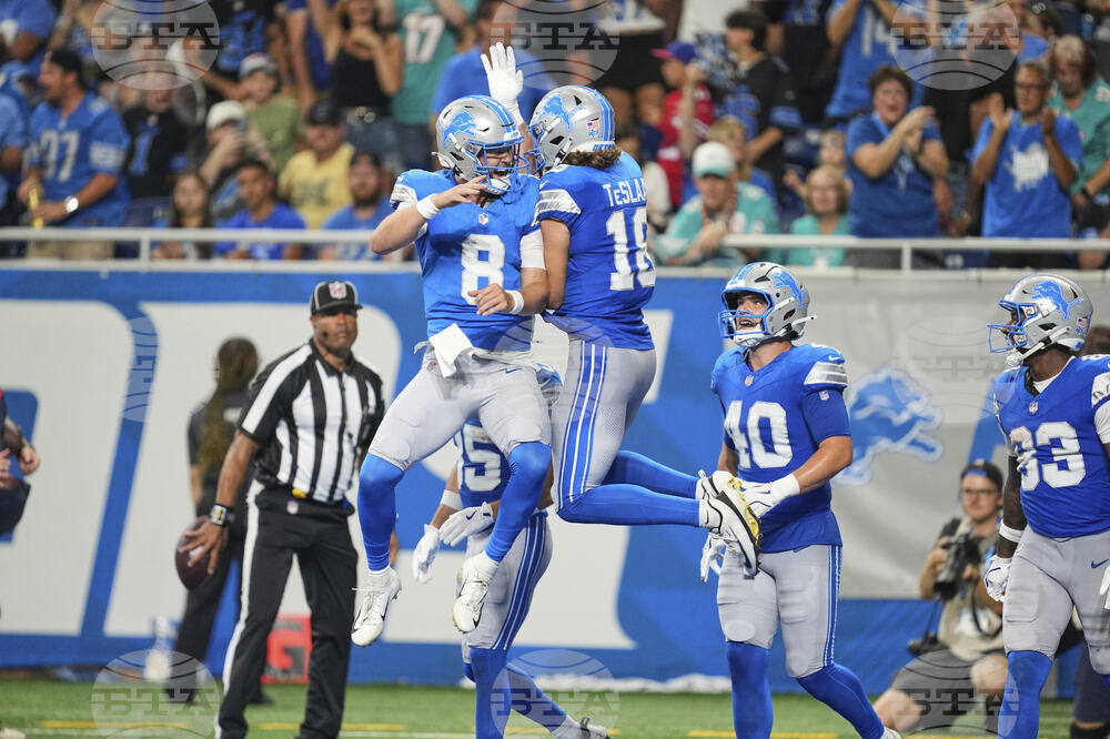 Dolphins Lions Football