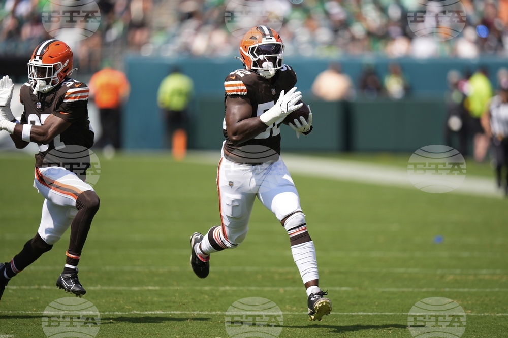 Browns Eagles Football