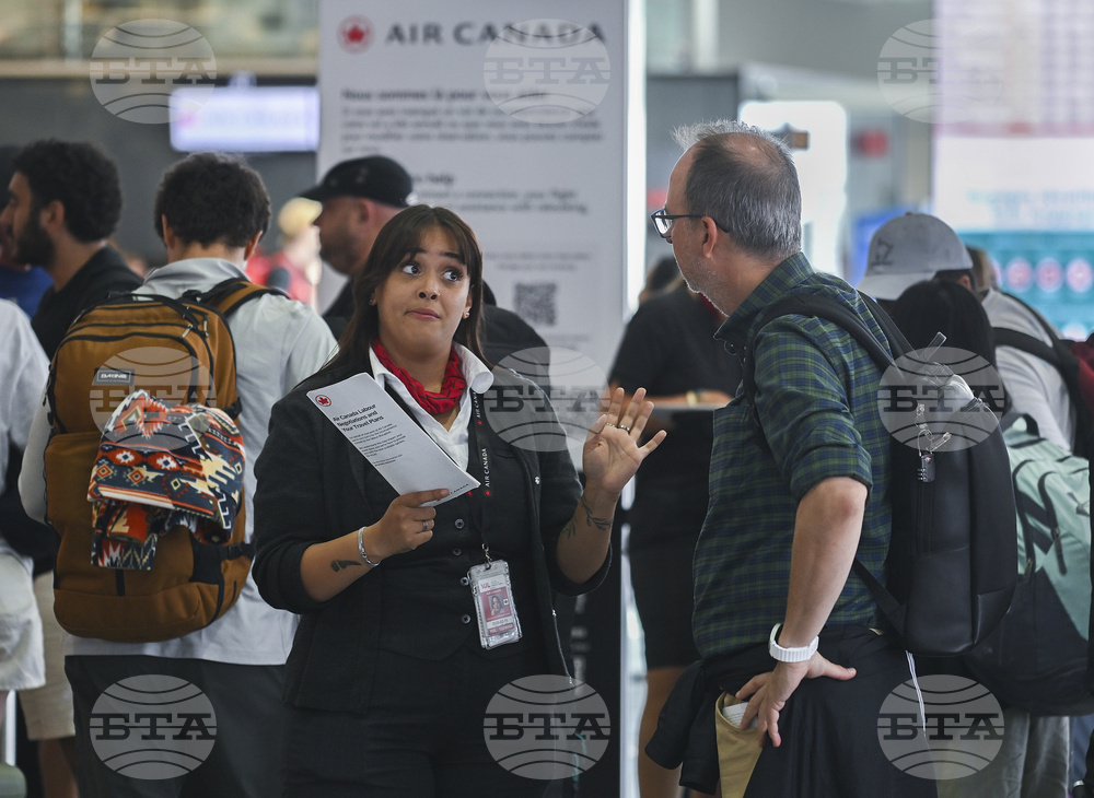 Air Canada Flight Attendants