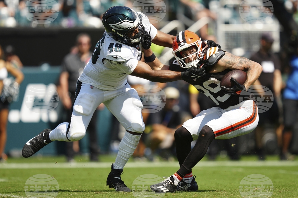 Browns Eagles Football