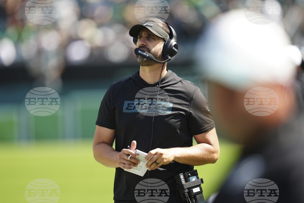 Browns Eagles Football