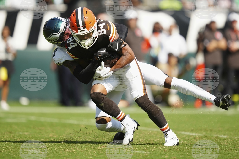 Browns Eagles Football