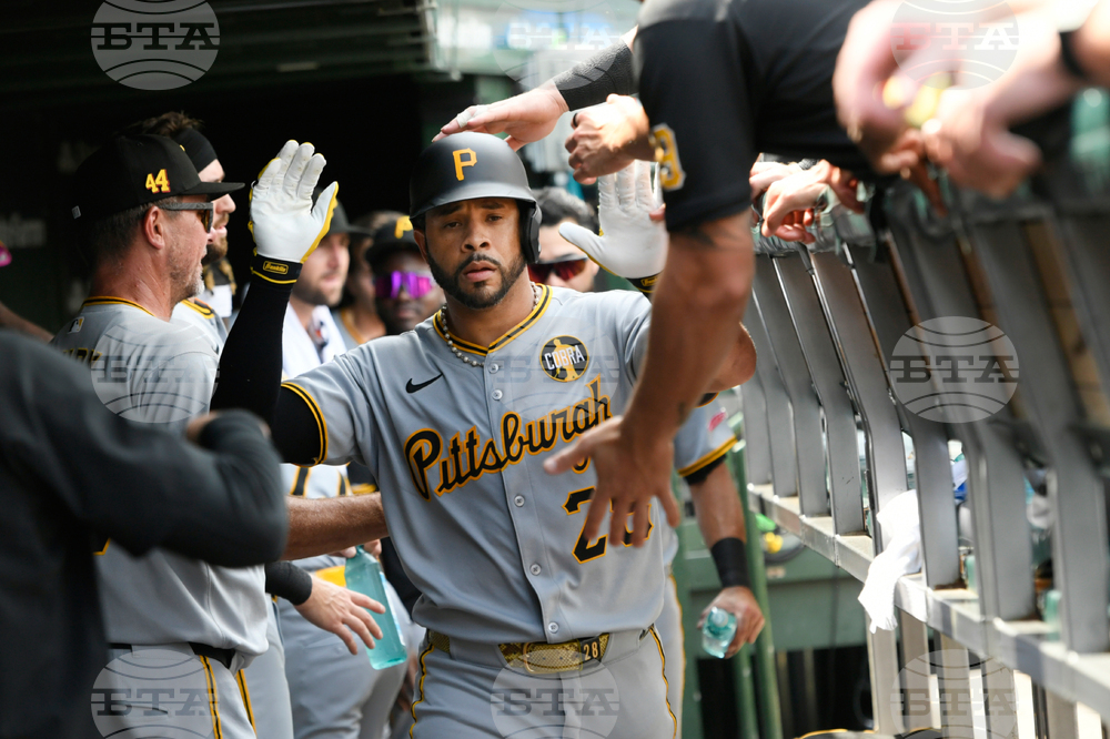 Pirates Cubs Baseball