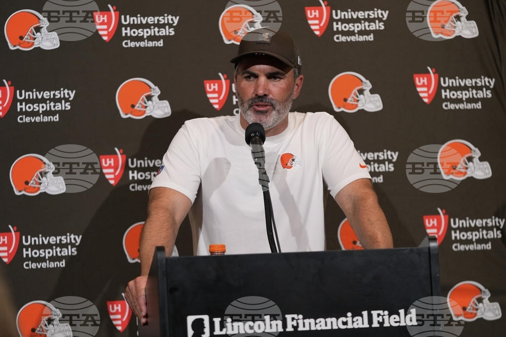 Browns Eagles Football
