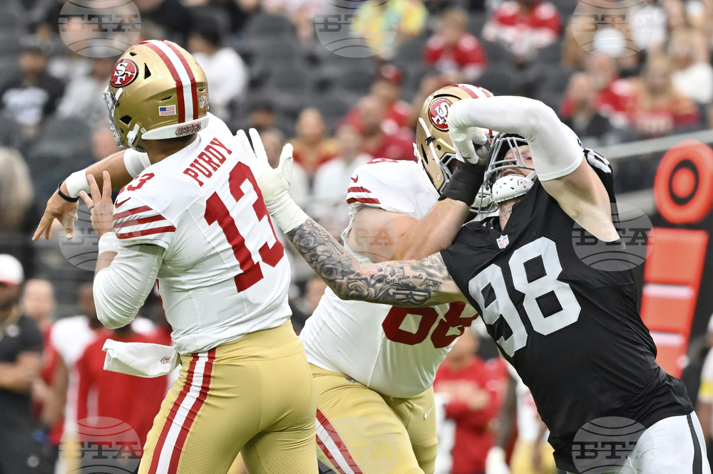 49ers Raiders Football