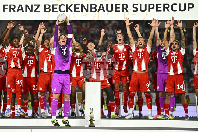 Байерн Мюнхен победи Щутгарт и спечели Суперкупата на Германия
