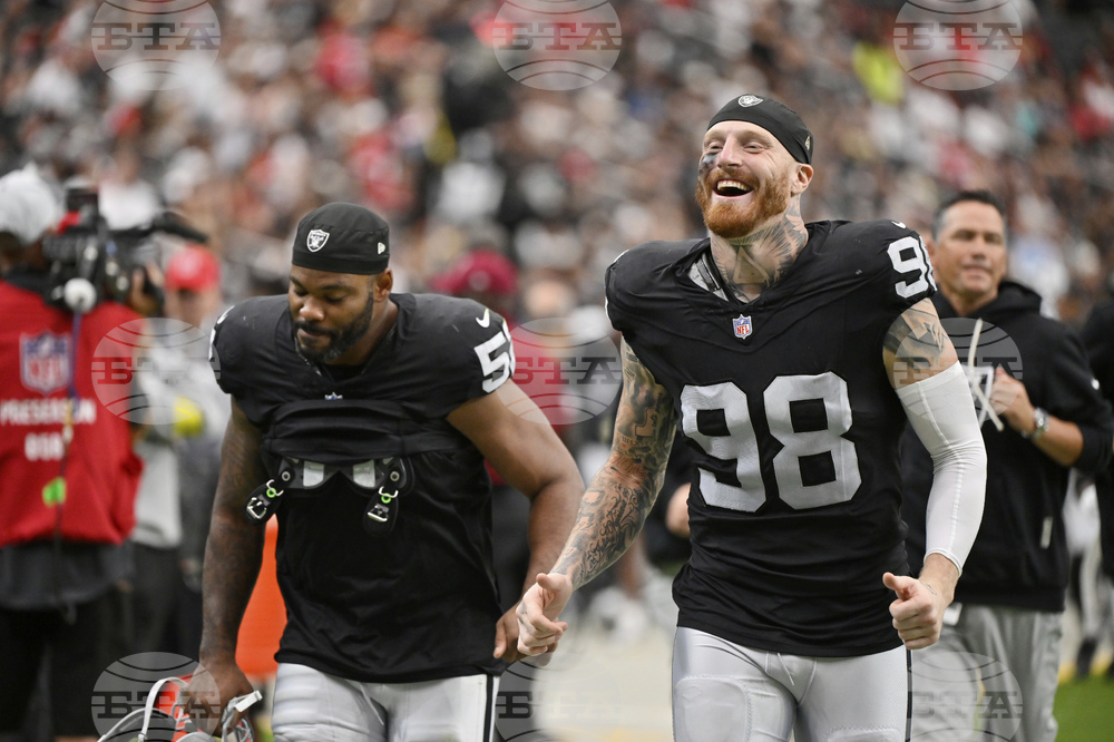 49ers Raiders Football