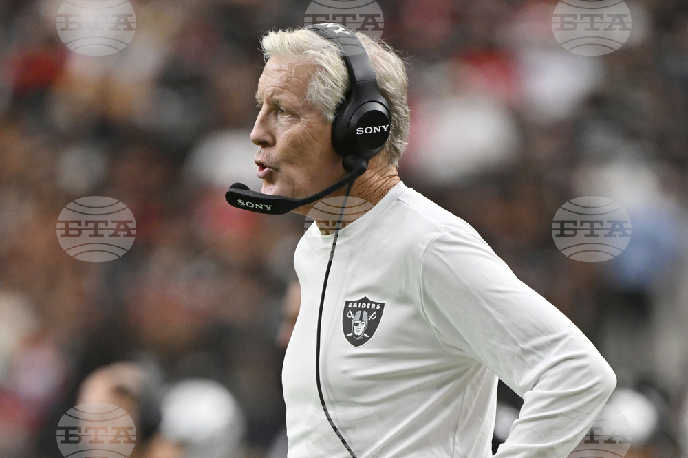 49ers Raiders Football