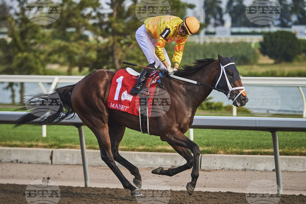 Canada Kings Plate Horse Racing