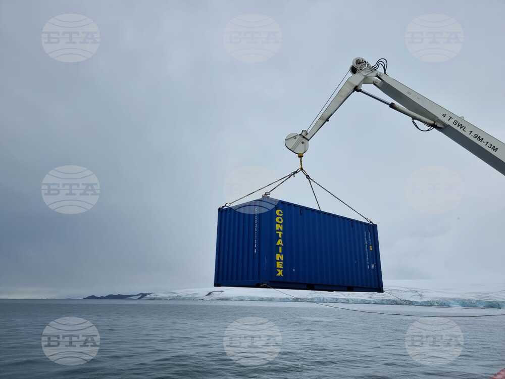 Day 59: RSV 421 Successfully Unloads Last Batch of Cargo