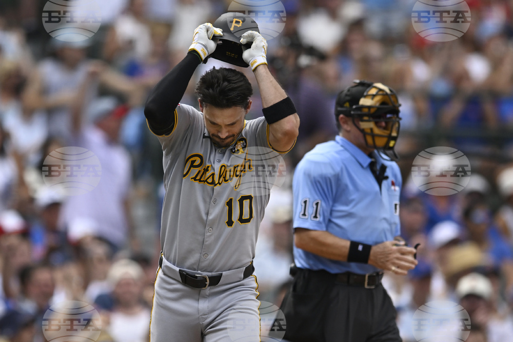 Pirates Cubs Baseball