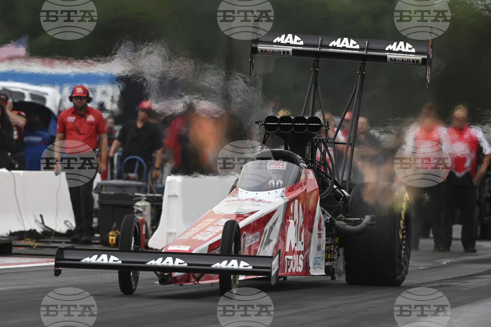 NHRA Auto Racing