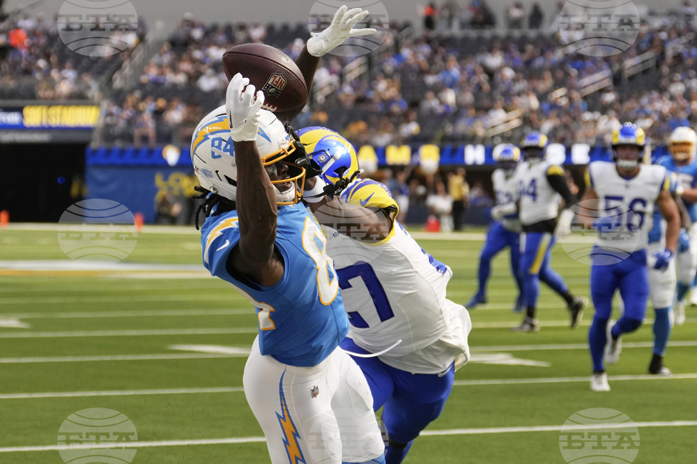 Chargers Rams Football
