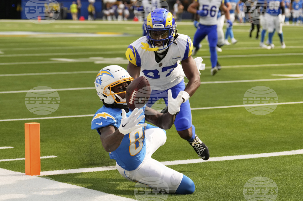 Chargers Rams Football