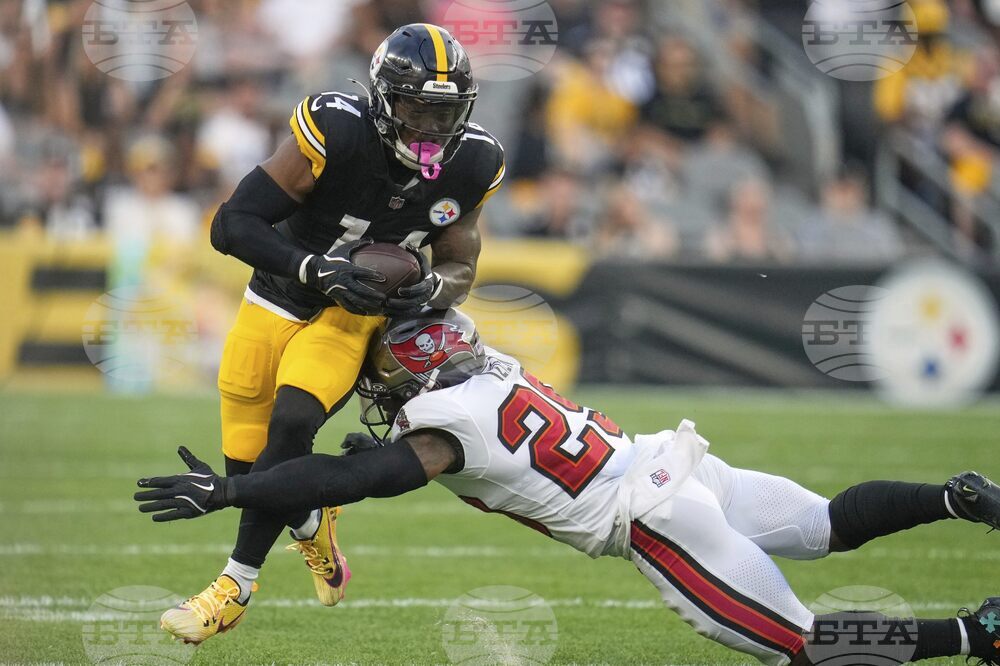 Buccaneers Steelers Football