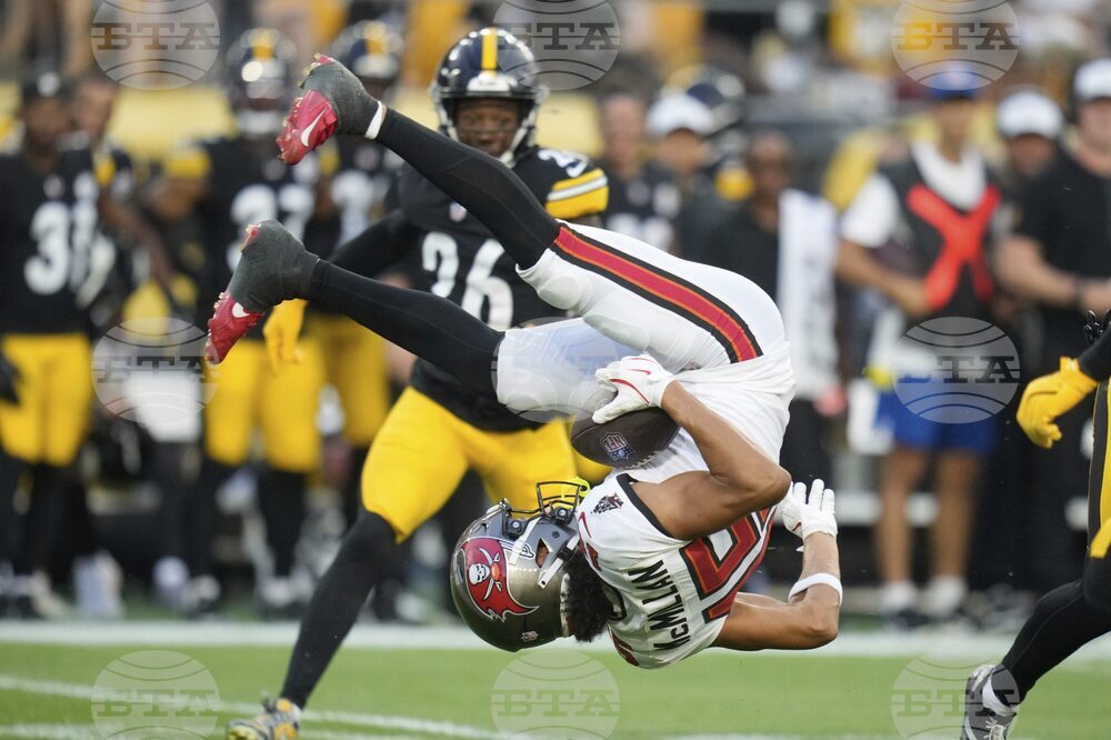 Buccaneers Steelers Football