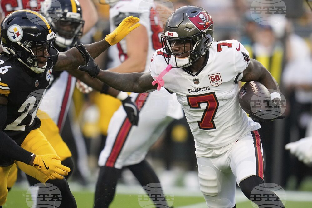 Buccaneers Steelers Football