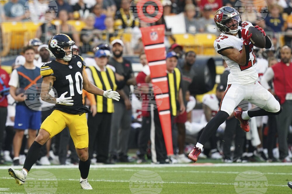 Buccaneers Steelers Football