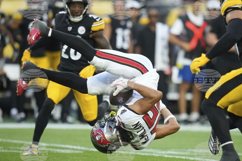 APTOPIX Buccaneers Steelers Football