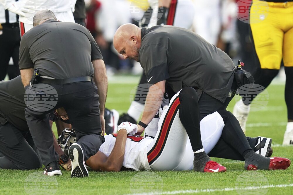 Buccaneers Steelers Football