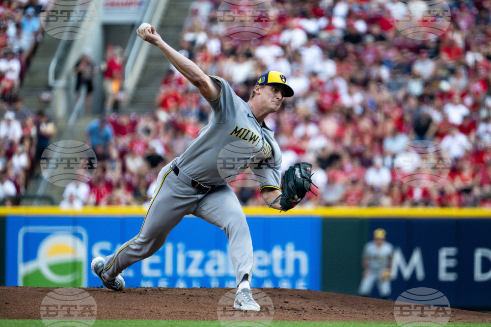 Brewers Reds Baseball