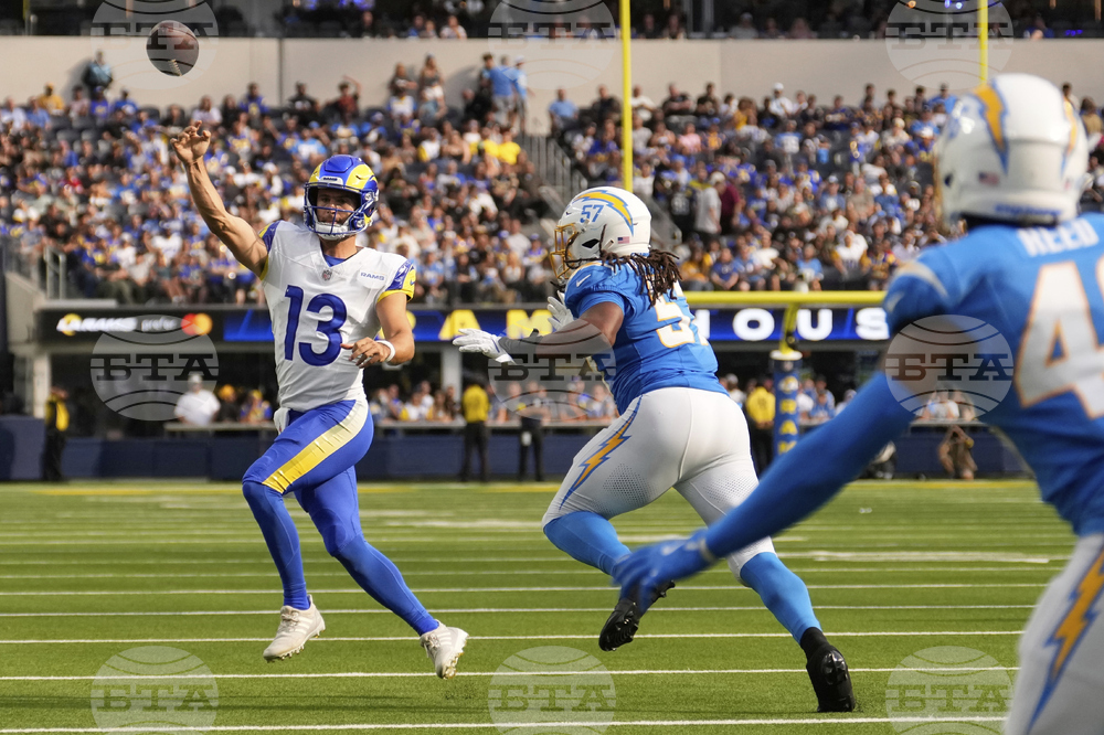 Chargers Rams Football