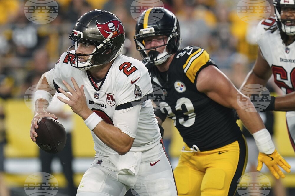 Buccaneers Steelers Football