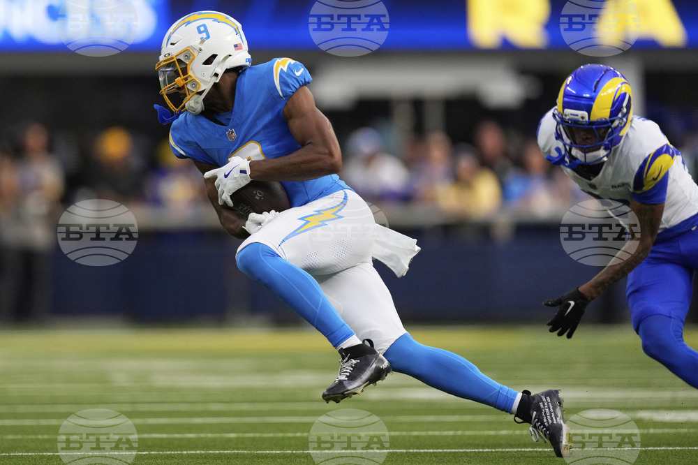 Chargers Rams Football