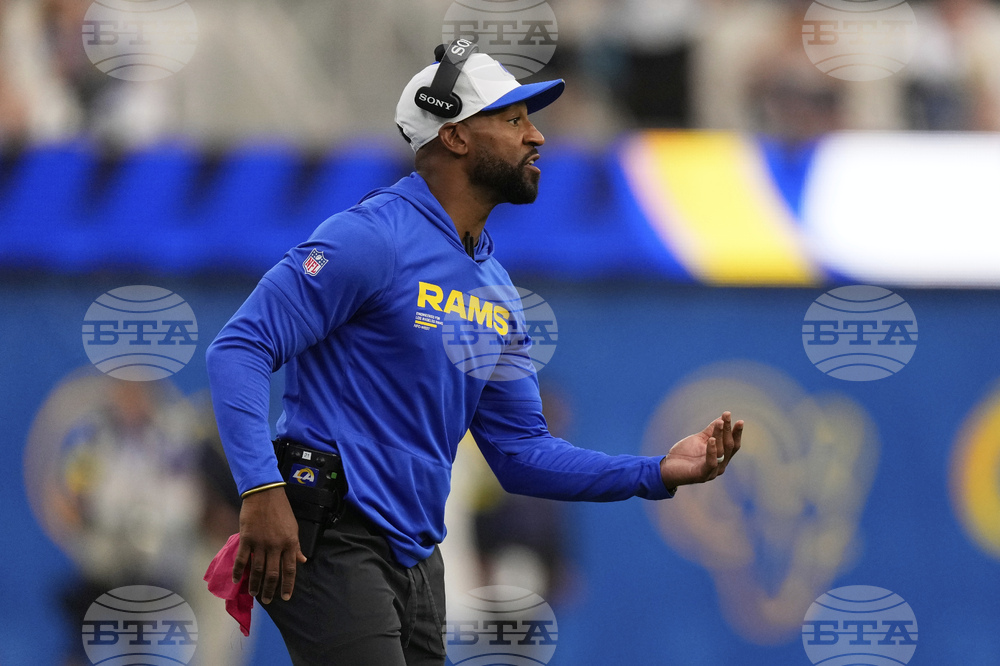 Chargers Rams Football