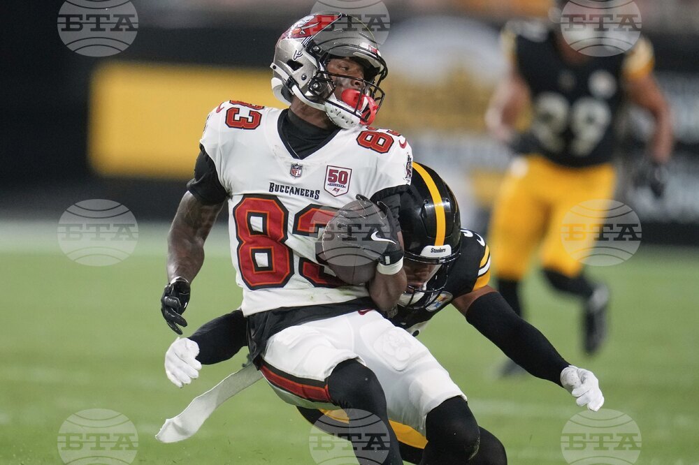 Buccaneers Steelers Football
