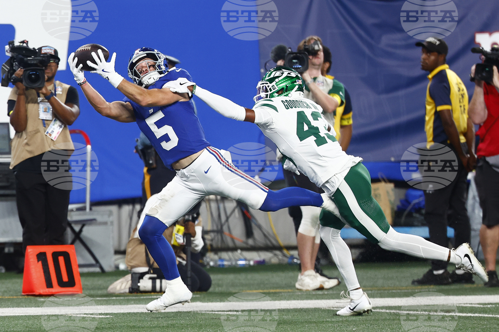 Jets Giants Football