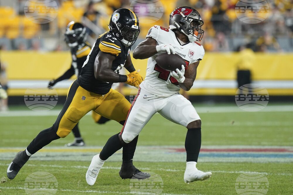 Buccaneers Steelers Football