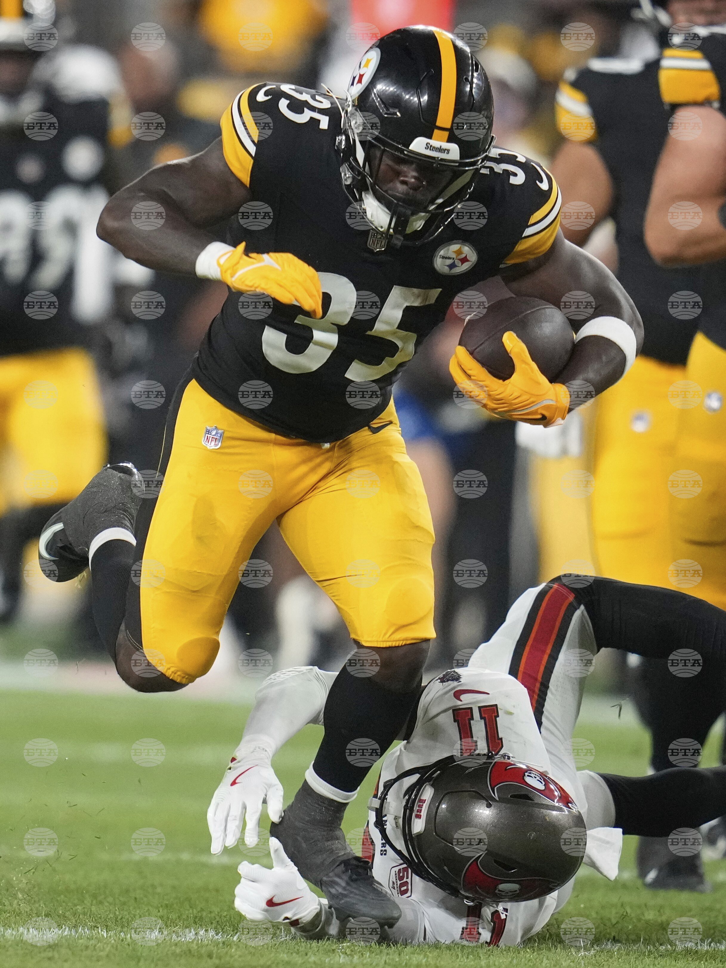Buccaneers Steelers Football