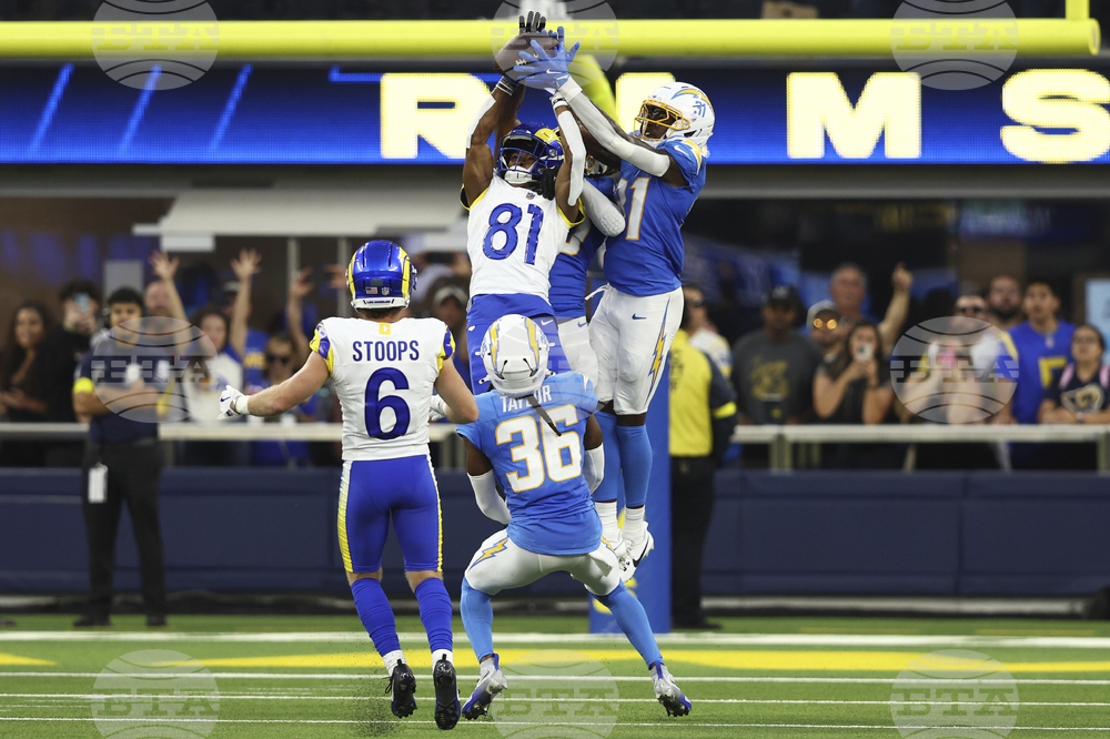 Chargers Rams Football