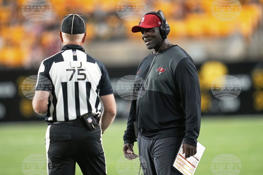 Buccaneers Steelers Football